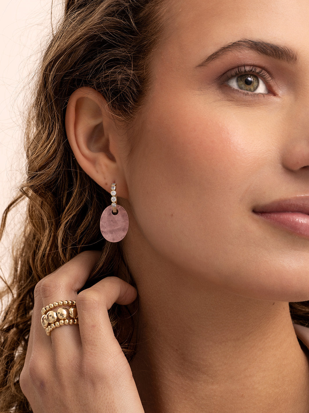 oorbel-edelstenen-medium-oval-rose-quartz