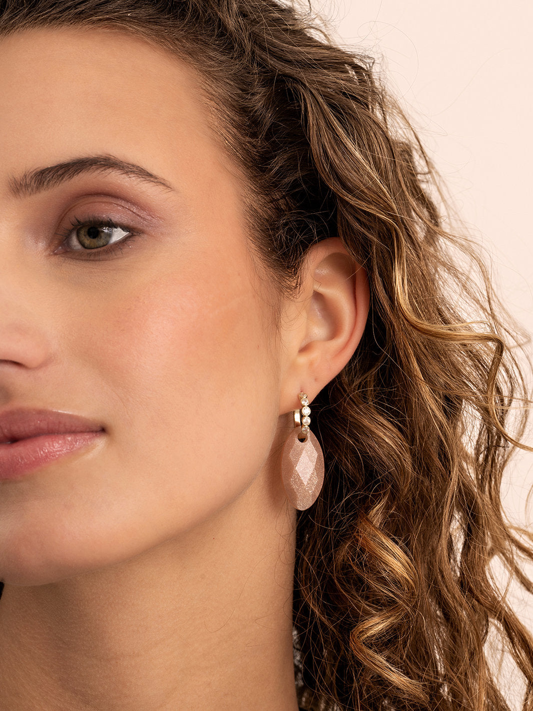 oorbel-edelstenen-leaf-sunstone