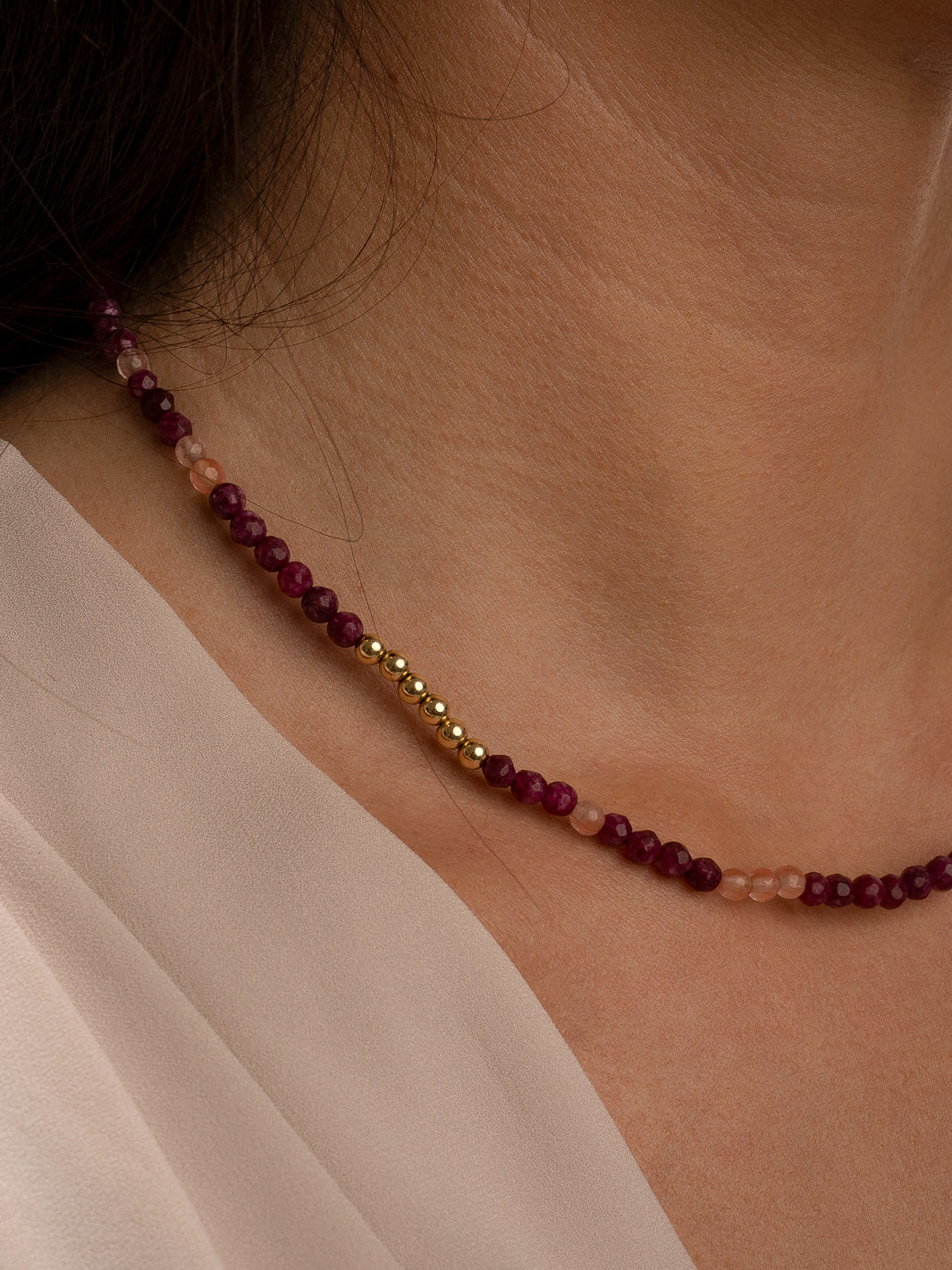 Link Ketting Fuchsia Jade & Cherry Quartz Goudkleurig