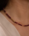 Link Ketting Fuchsia Jade & Cherry Quartz Goudkleurig