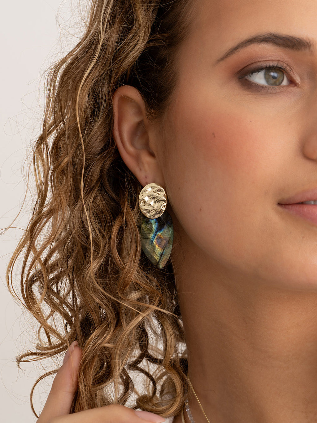 oorbel-edelstenen-blossom-labradorite