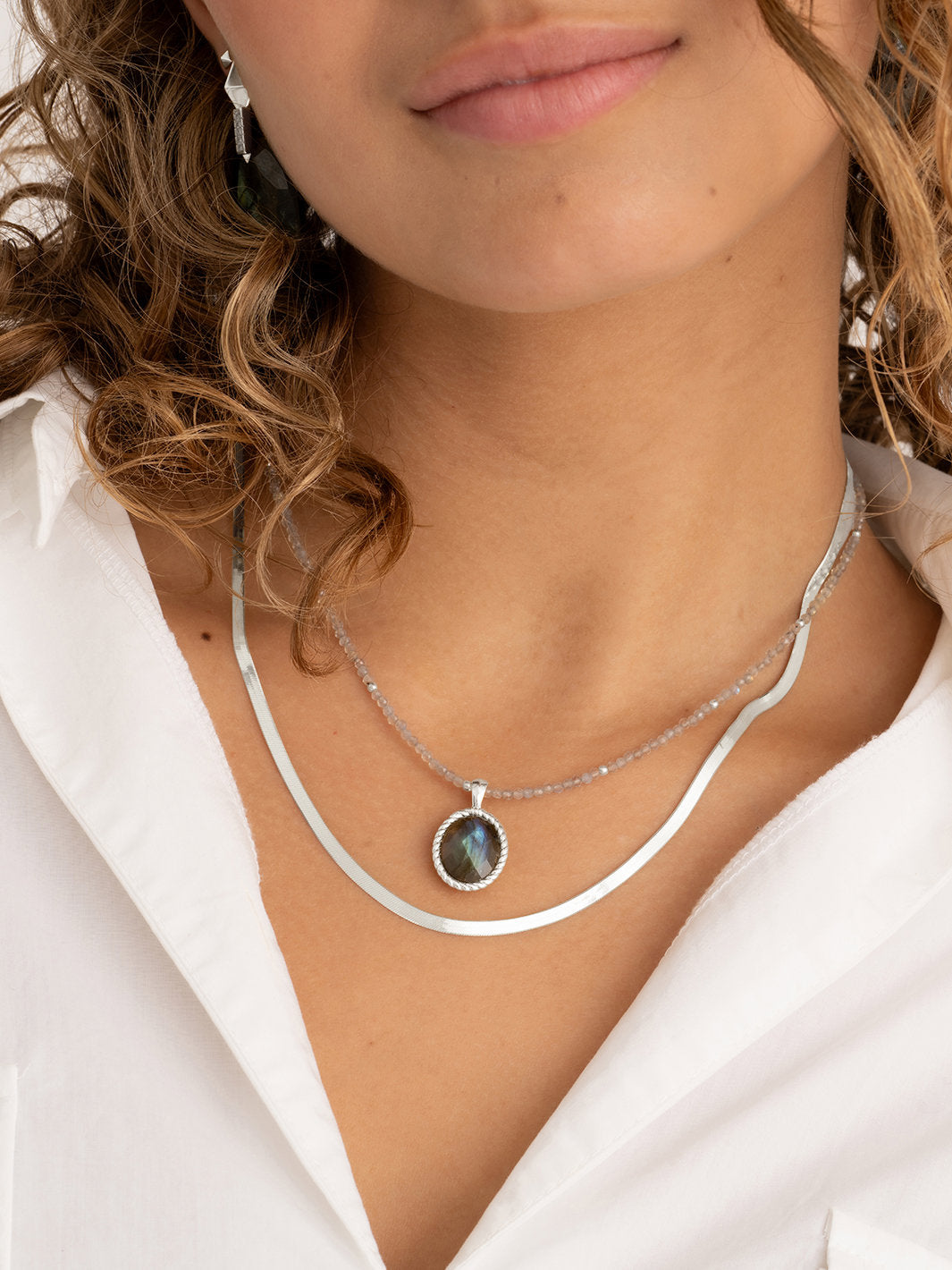 Twist Pendant Labradorite