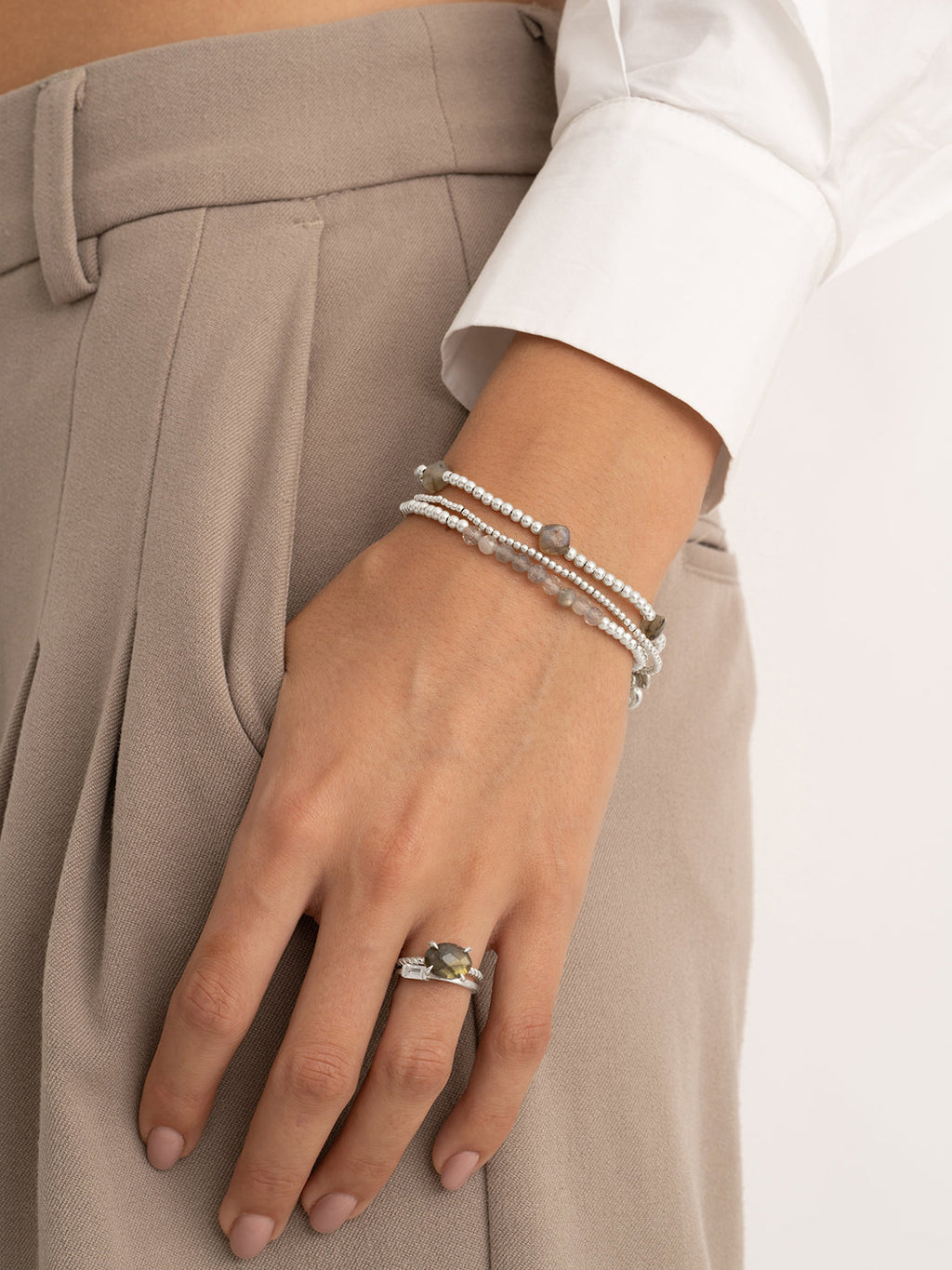 cushion-cut-armband-labradorite