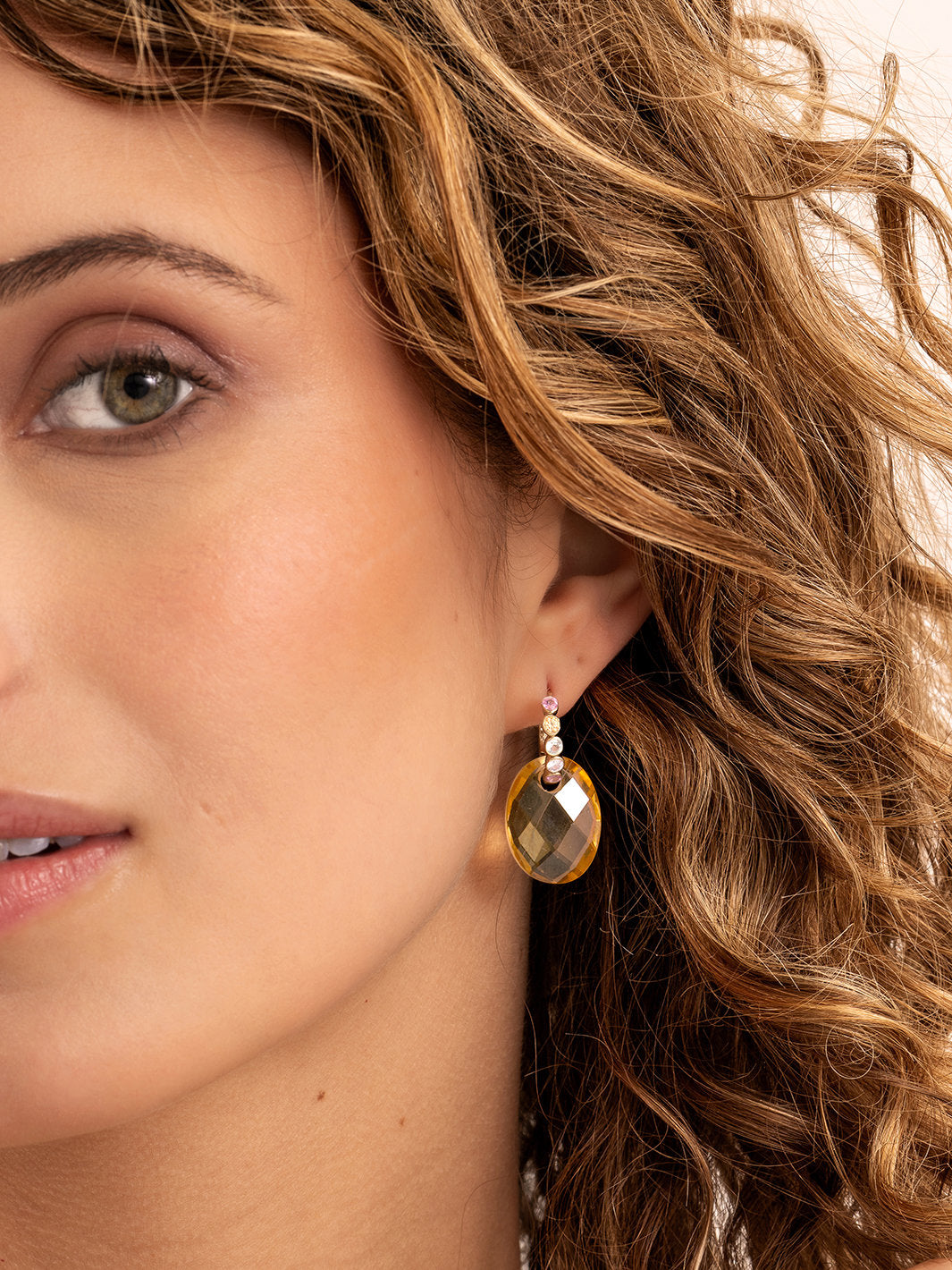 tube-creolen-multicoloured-zirconia