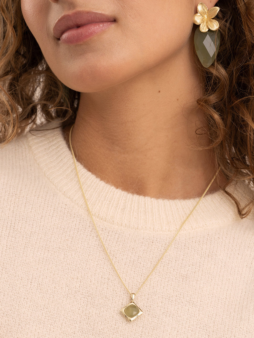 Cushion Cut Pendant Lime Jade