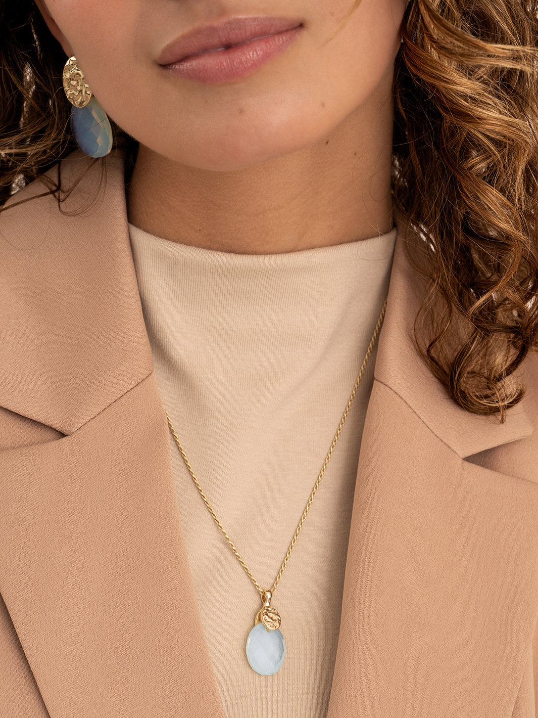 pendant-edelsteen-medium-oval-opalite