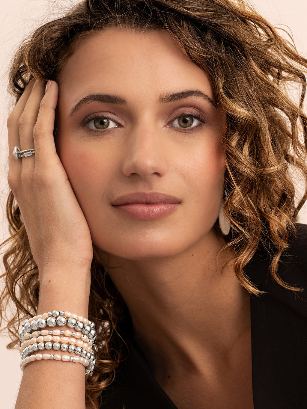 roundel-interstellar-armband-pearl