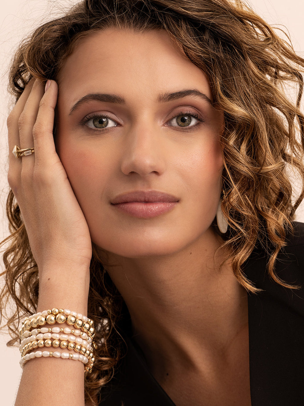 roundel-interstellar-armband-pearl