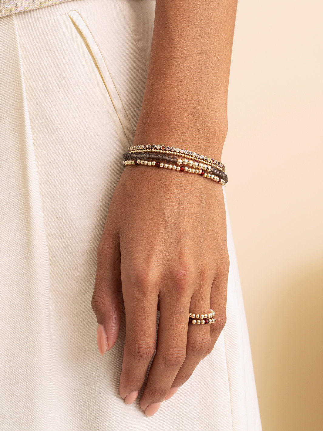 Reverse Roundel Armband Ruby Quartz