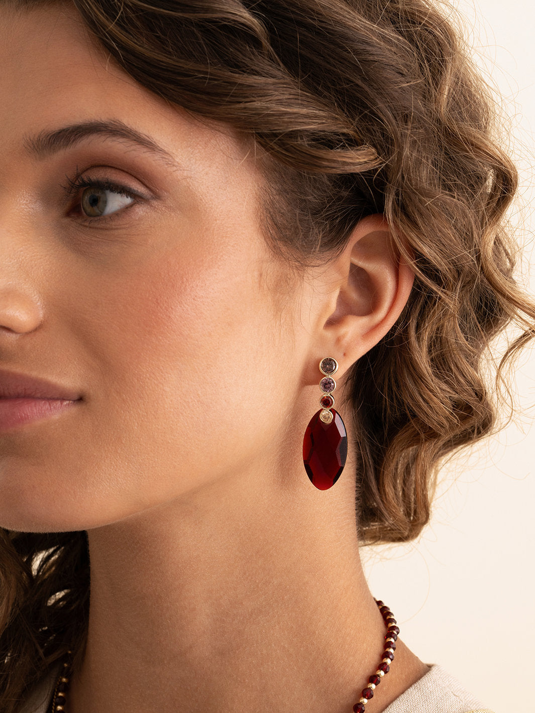 tube-push-back-oorbellen-multicoloured-zirconia