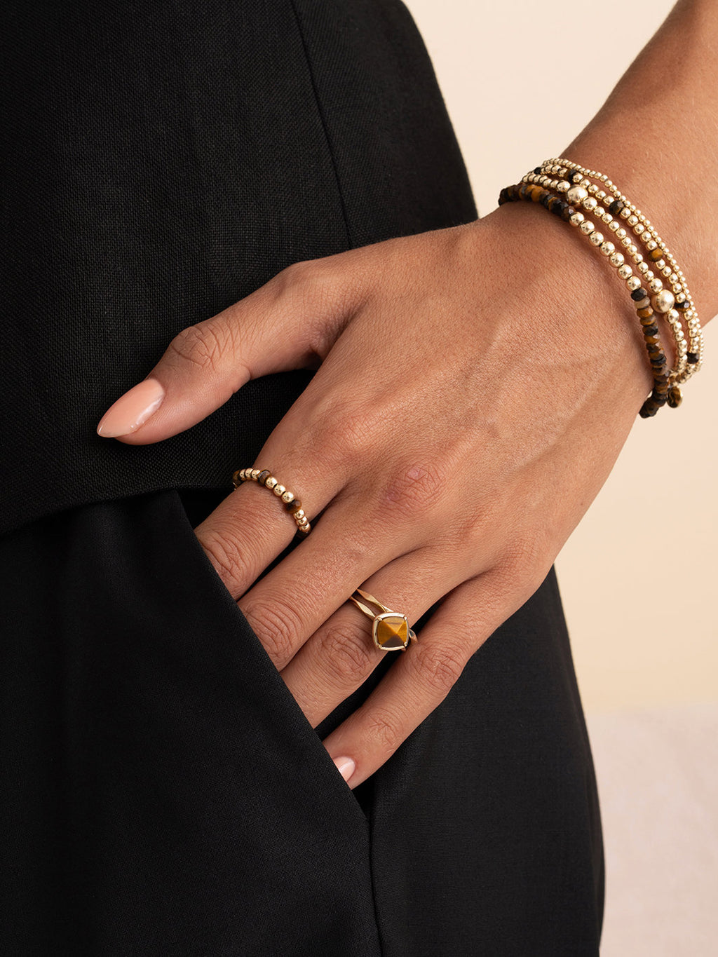 Reverse Roundel Armband Tiger Eye