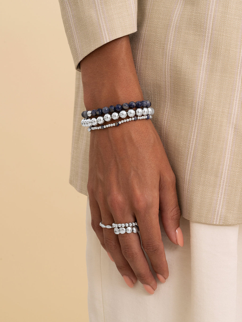 Reverse Roundel Armband Sodalite