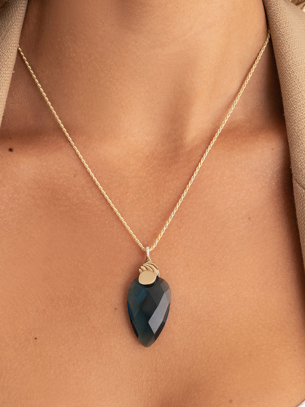 Pendant Edelsteen Blossom Ocean Topaz Quartz - Pendant Edelsteen Blossom Ocean Topaz Quartz