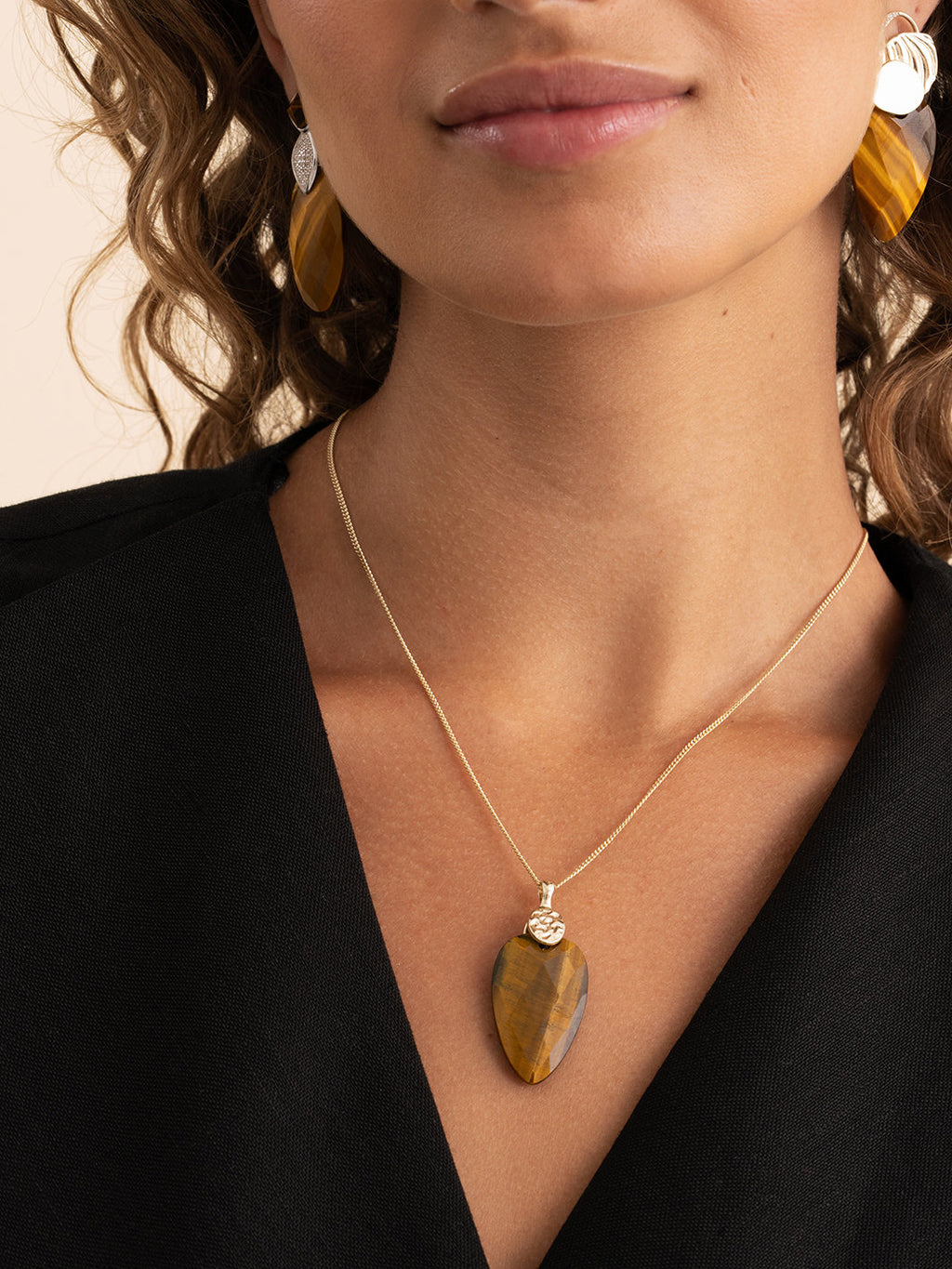 pendant-edelsteen-blossom-tiger-eye