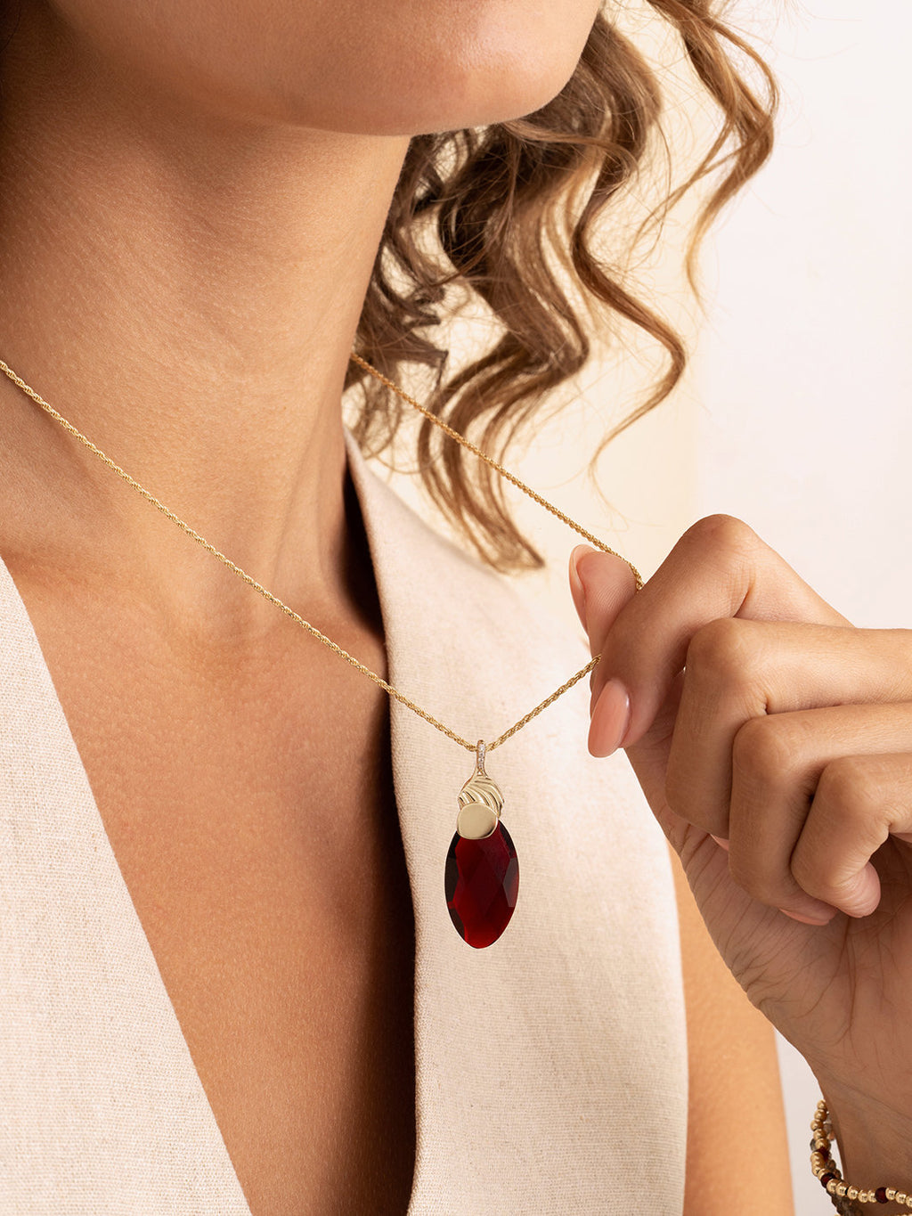 pendant-edelsteen-leaf-ruby-quartz