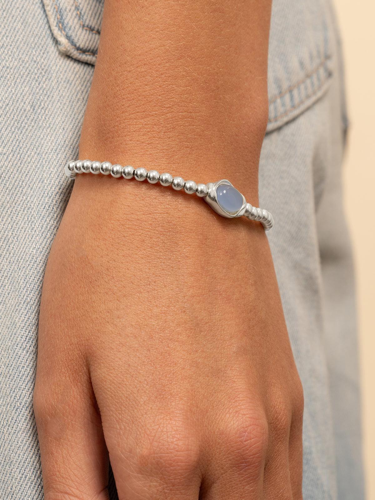 Flow Bracelet Milky Blue Jade