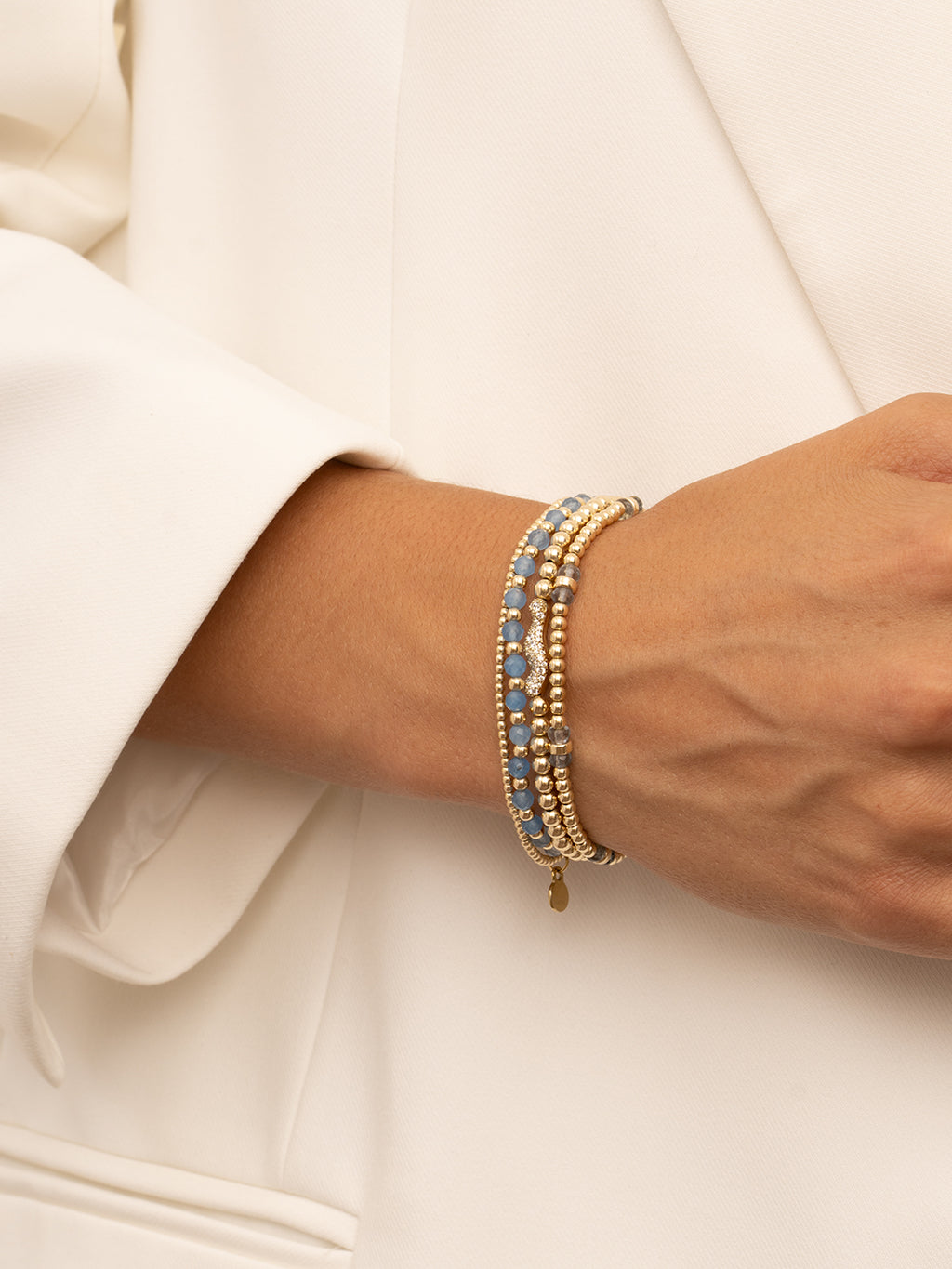 Interstellar Armband Ice Blue Quartz