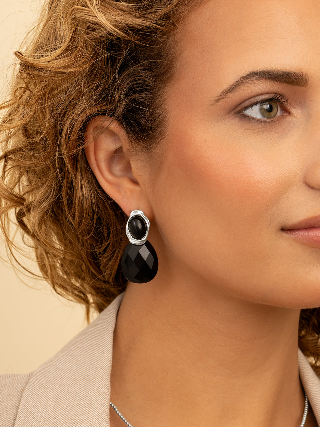 Flow Push Back Oorbellen Onyx
