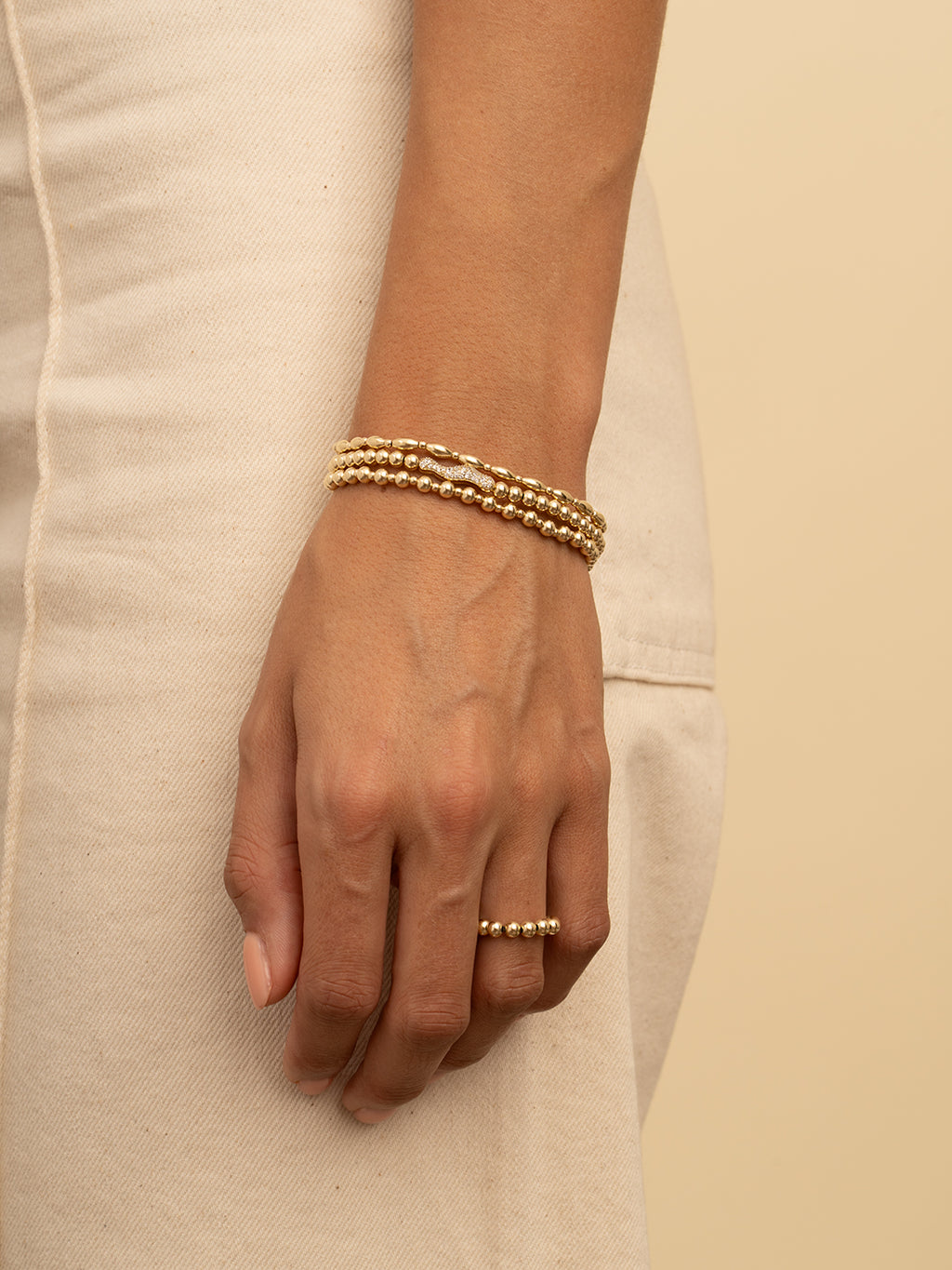 Pave Twirl Armband Zirconia
