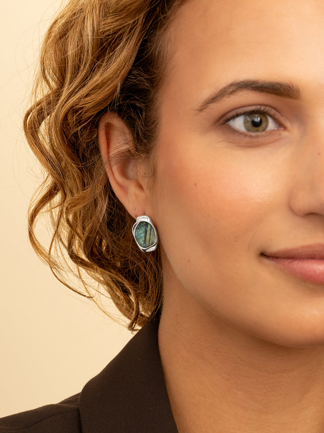 Flow Push Back Oorbellen Labradorite