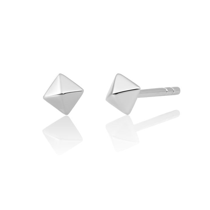 Edge Boutons de l'oreille pyramide | Argent