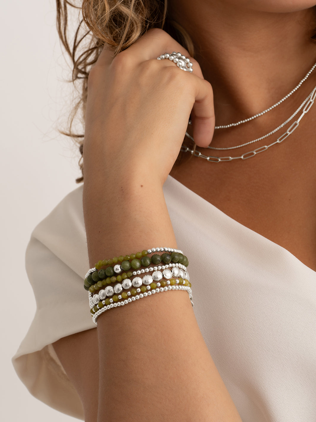 Southern Jade Bracelets interstellaires de Saturne Stack | Argent