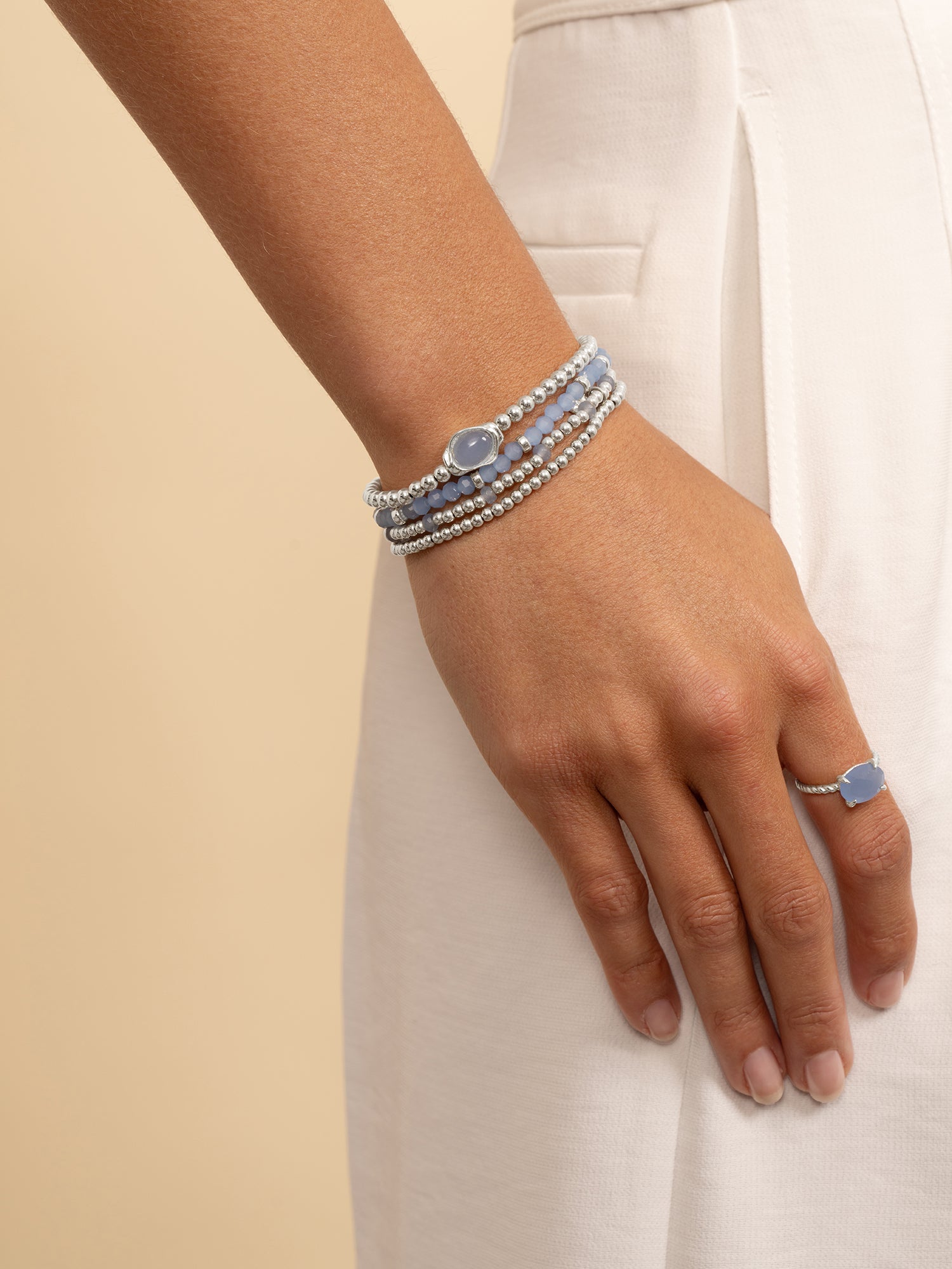 Milky Blue Jade Flow Roundel Armbanden Set Zilver