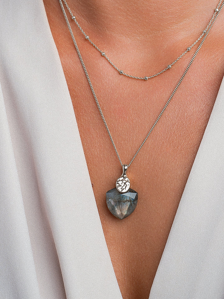 Labradorite Trillion Cut Fuse necklace Set | Silver