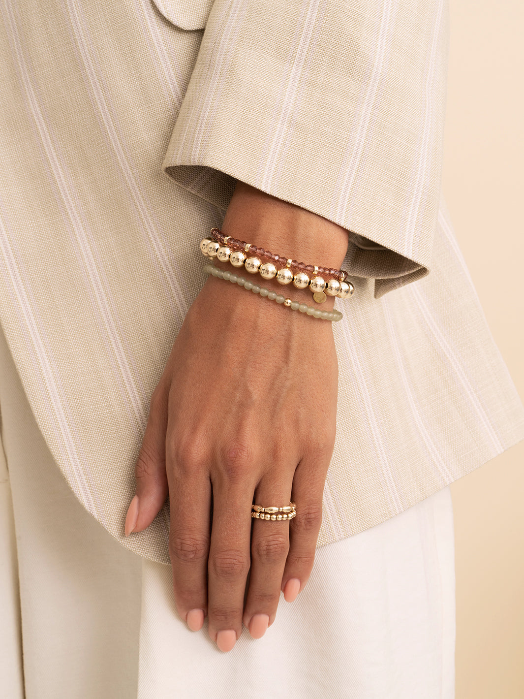 Lime Jade Aubergine Quartz Roundel Saturn Armbanden Stack Goud Kleurig