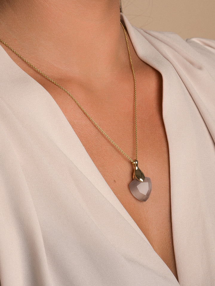 Gray Agate Trillion Cut Necklace Gemstones