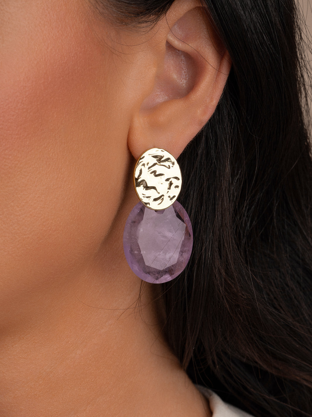 Echte edelstenen voor echte schoonheid: Amethyst Large Oval aan Sparkling oorbellen