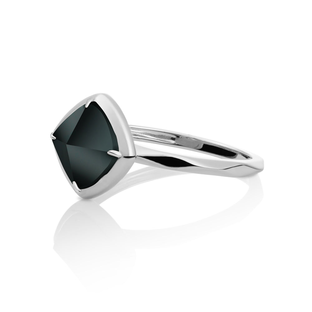 Zilveren ring met zwarte steen voor vrouwen 